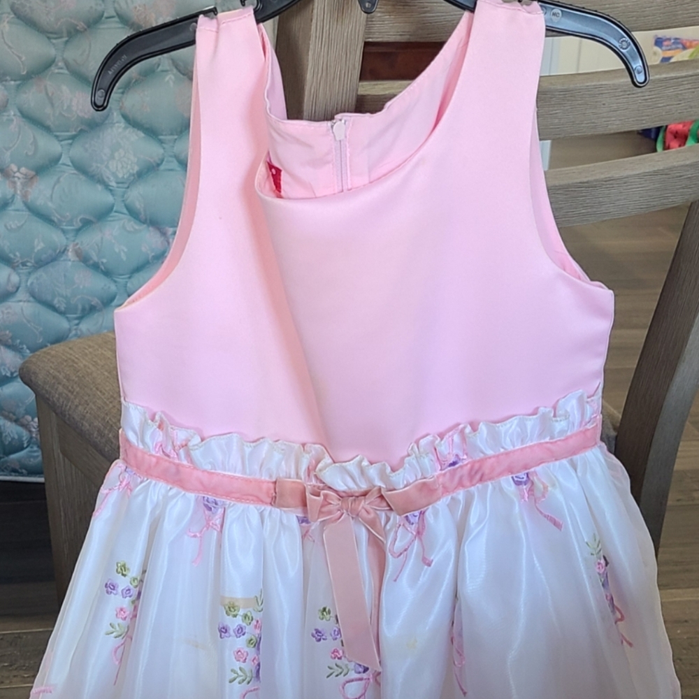 Girl's Dress